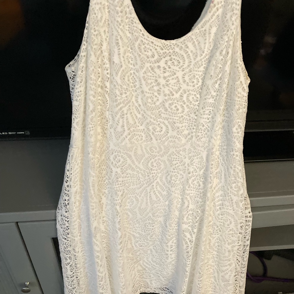 White lace dress